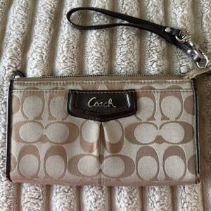 Coach Signature Jacquard Wristlet Wallet Brown Tan Canvas Logo Pocket 7.5 Inch